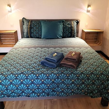 Le Jardin Des Hirondelles Bed & Breakfast Blanzaguet-Saint-Cybard Bagian luar foto